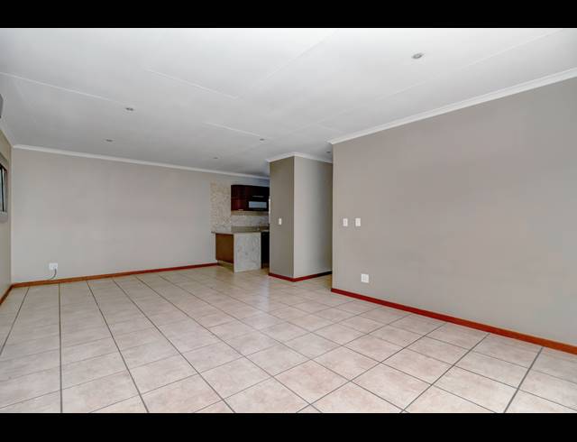 2 BEDROOM CLUSTER TO LET IN CRAIGAVON